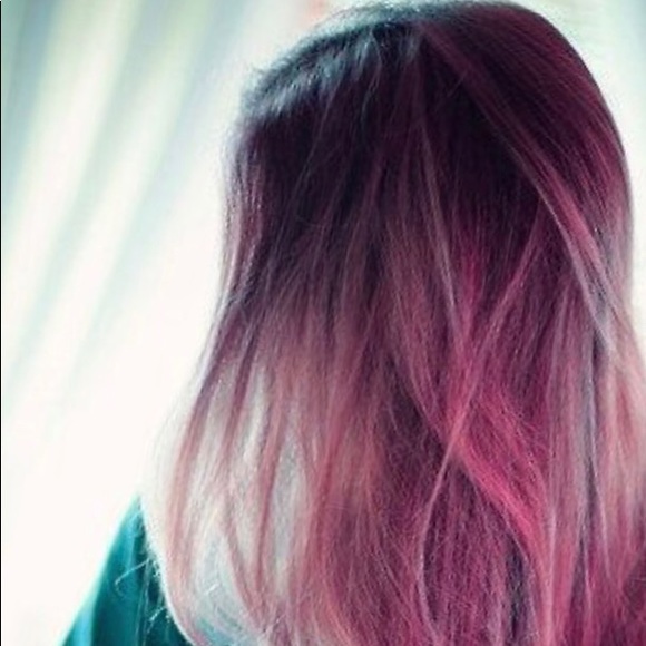 pinkhairnails